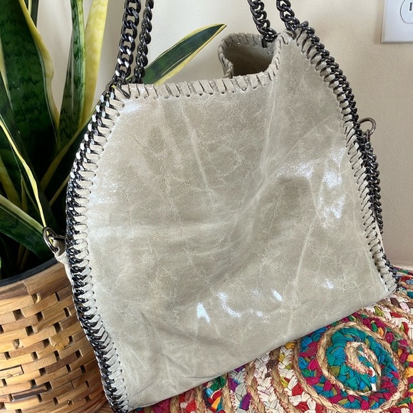 Handbags - Made in Italy Cream Leather Chain Tote Bag